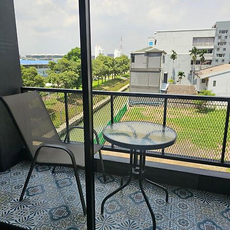 The Lantern Suites Ban Song Hong Zewnętrze zdjęcie