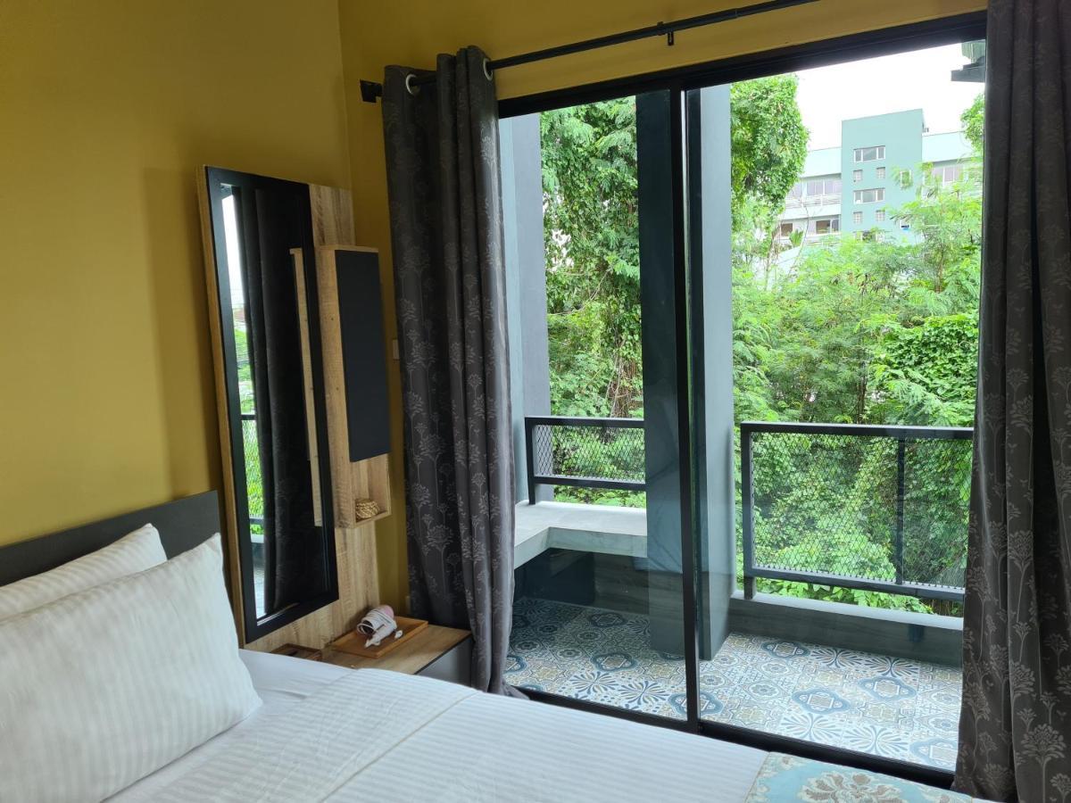 The Lantern Suites Ban Song Hong Zewnętrze zdjęcie